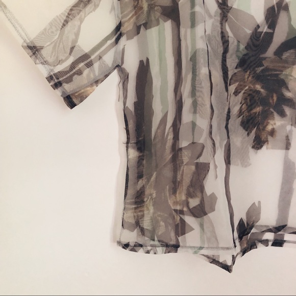 Sheer Gauzy Paradise Top - Picture 4 of 5